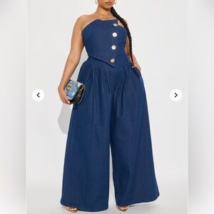 Chic Navy Wide-Leg Jumpsuit